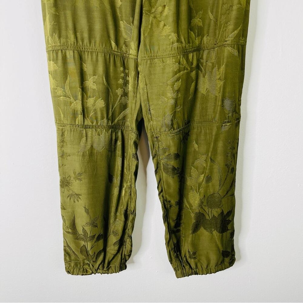 Anthropologie green satin floral cargo cropped jogger pants medium - Picture 3 of 8